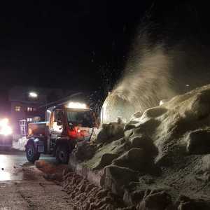 Winterdienst U400 mit Vollfräse