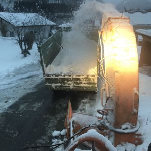 Winterdienst beim Schneeverladen